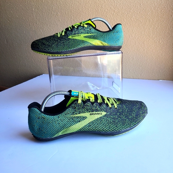 Brooks Mach 19 Men's Size 10.5 Spikeless Track Cross Country Shoes Green/Capri